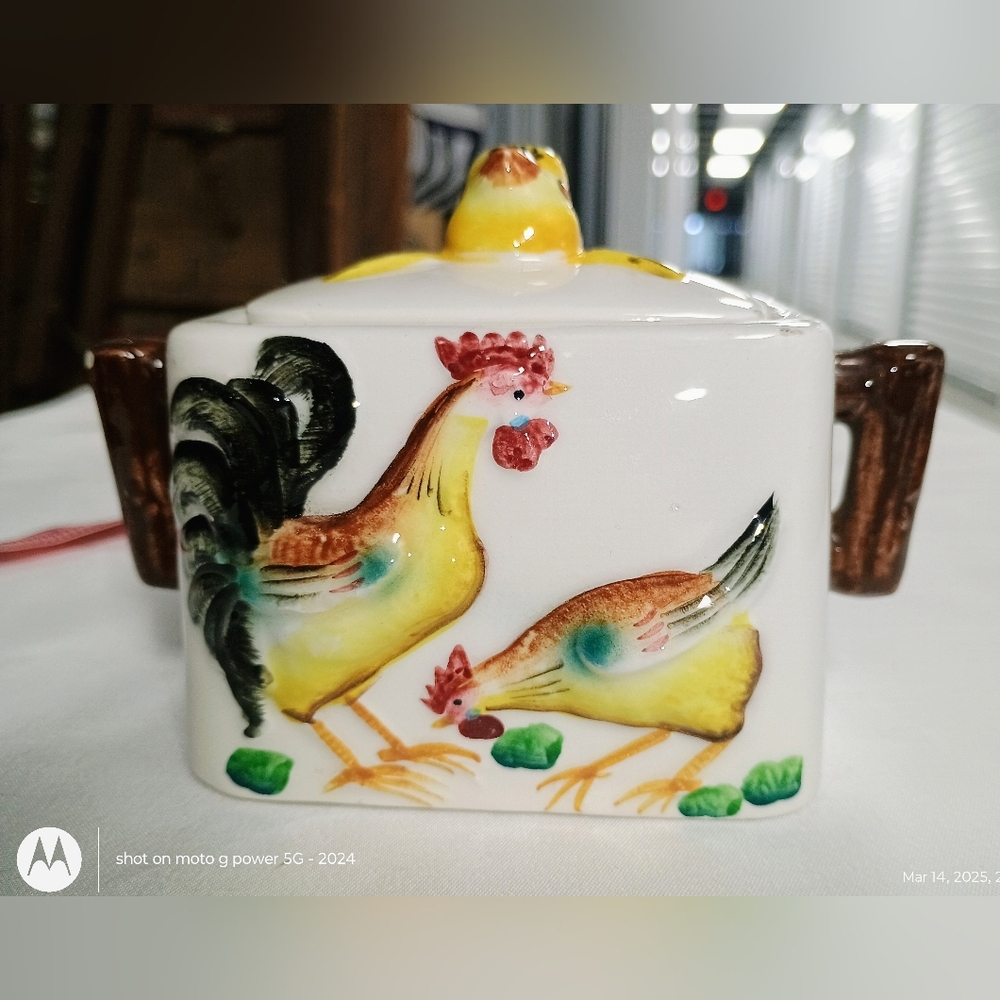 Rooster Chicken Sugar Bowl With Lid and Handles Japan